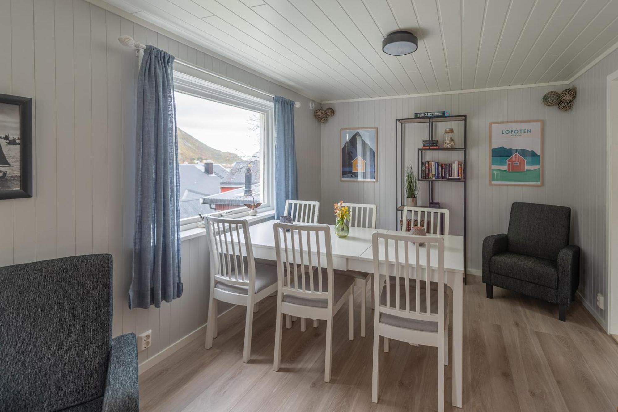 Cozy House By The Fjord In The Heart Of Lofoten Рейне Экстерьер фото